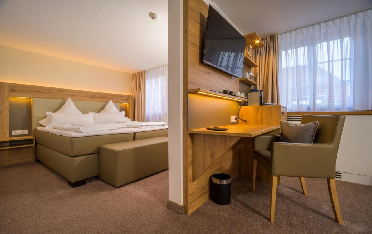 Landhotel Jagdschloesschen Ашеберг Экстерьер фото